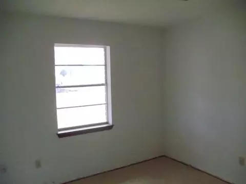 812 Oklahoma, Morrison, OK 73061 photo 4
