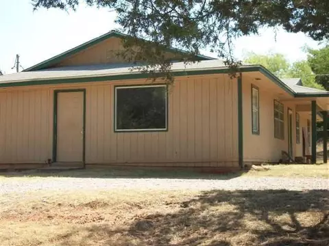 9401 E Cedar Hl, Noble, OK 73068 photo 2