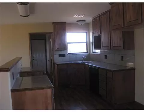 122 Terry Ln, Mcloud, OK 74851 photo 5