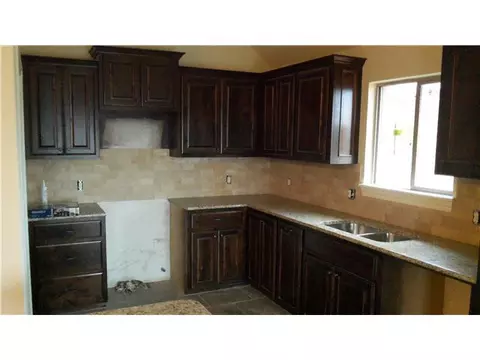 4415 Carson Trl, Guthrie, OK 73044 photo 3