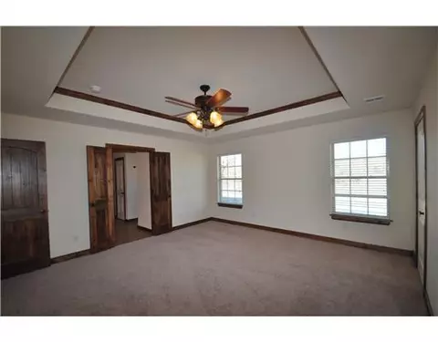 9320 Megans Way, Mcloud, OK 74851 photo 7