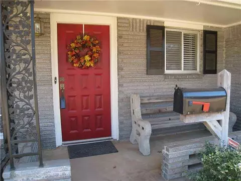 1717 Mcgee Dr, Norman, OK 73072 photo 2