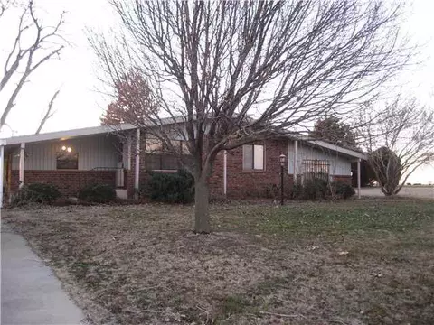921 N Cimarron, Tuttle, OK 73089 photo 1