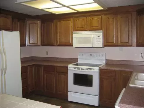 921 N Cimarron, Tuttle, OK 73089 photo 4