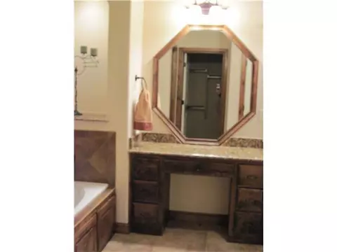 3018 Creekview Dr, Tuttle, OK 73089 photo 19
