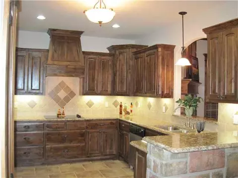 3018 Creekview Dr, Tuttle, OK 73089 photo 10