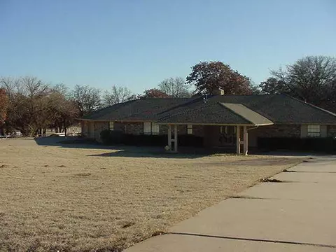 2295 Berryvine Rd, Tuttle, OK 73089 photo 2