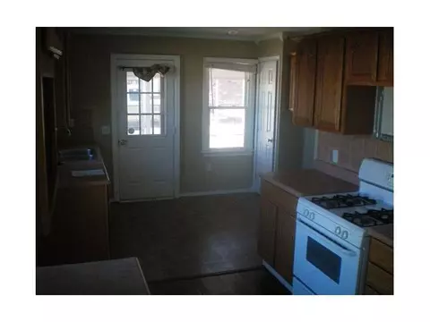 20402 Walker St, Harrah, OK 73045 photo 2
