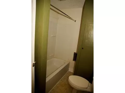 1135 E 9th St, Shawnee, OK 74804 photo 6