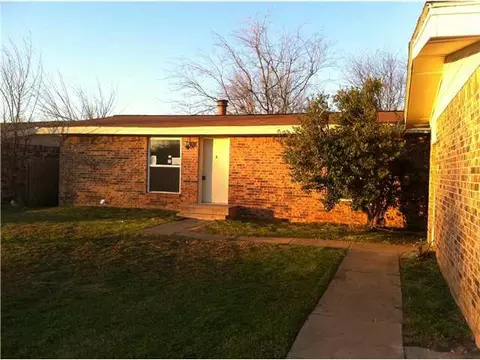 2125 Memphis Dr, Norman, OK 73071 photo 1