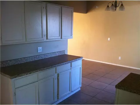 2125 Memphis Dr, Norman, OK 73071 photo 5