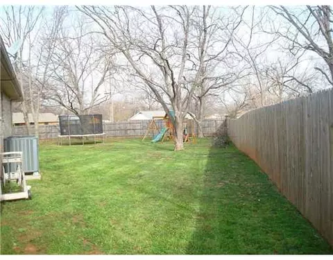 203 E Beech St, Tecumseh, OK 74873 photo 15