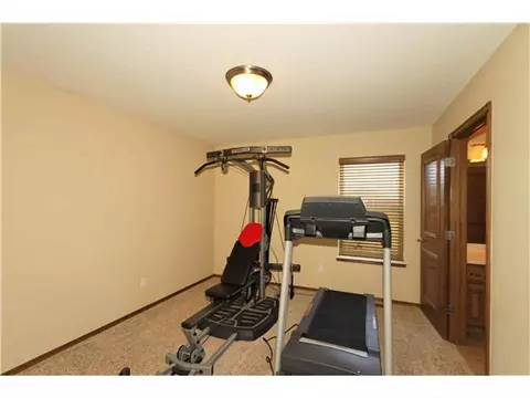 204 W Waterfront Dr, Tuttle, OK 73089 photo 13