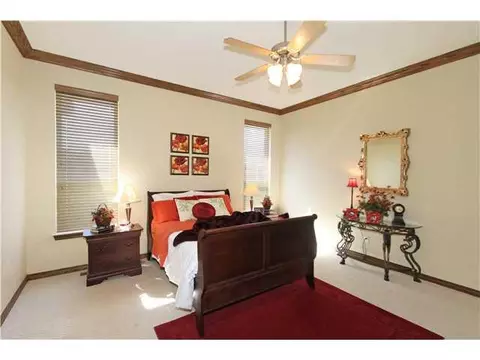 204 W Waterfront Dr, Tuttle, OK 73089 photo 9