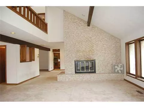 8 Rustic Hills St, Norman, OK 73072 photo 2