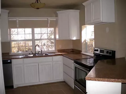 719 E Brks, Norman, OK 73071 photo 5