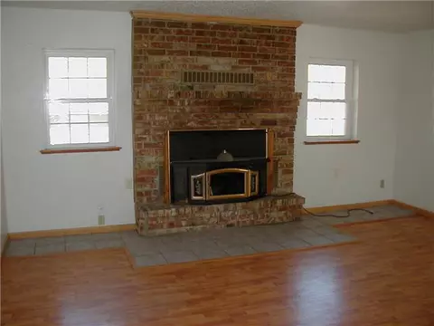 2678 Maple Dr, Harrah, OK 73045 photo 6