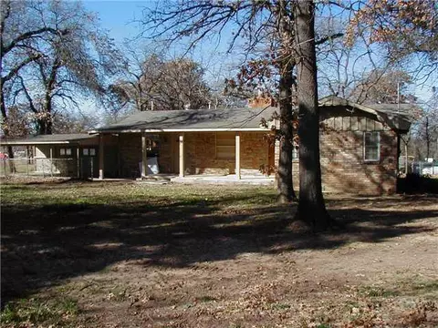 2678 Maple Dr, Harrah, OK 73045 photo 1