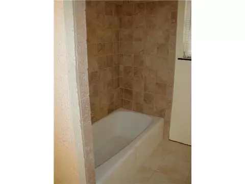2678 Maple Dr, Harrah, OK 73045 photo 8