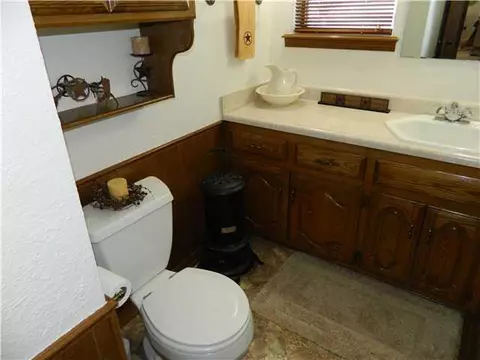320 E Wagner Rd, Yukon, OK 73099 photo 11