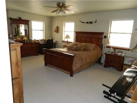 320 E Wagner Rd, Yukon, OK 73099 photo 7