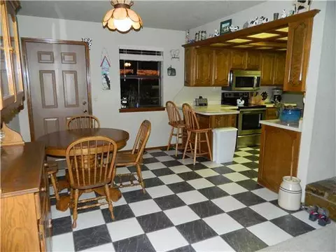 320 E Wagner Rd, Yukon, OK 73099 photo 13