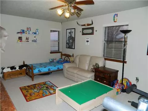 320 E Wagner Rd, Yukon, OK 73099 photo 10