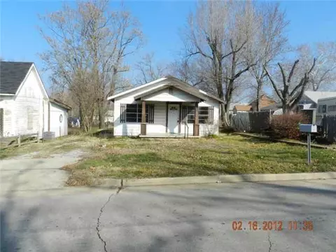924 E Walnut St, Shawnee, OK 74801 photo 1