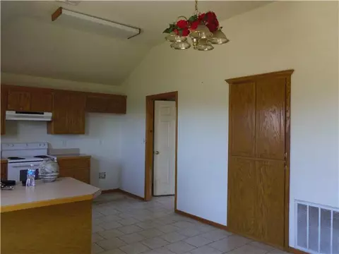 331 S Wright, Wanette, OK 74878 photo 6