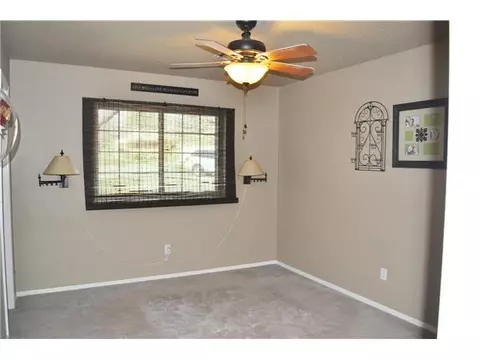 819 E Lamplighter Ct, Guthrie, OK 73044 photo 15