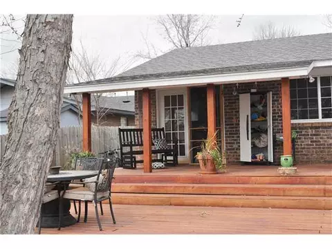 819 E Lamplighter Ct, Guthrie, OK 73044 photo 3