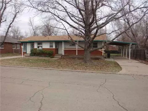 1230 E 8th, Cushing, OK 74023 photo 1