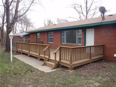 1230 E 8th, Cushing, OK 74023 photo 11
