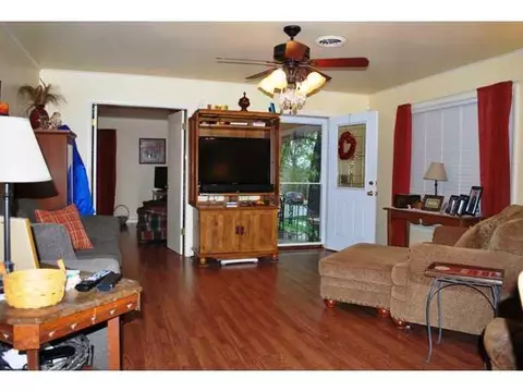 502 E Logan Ave, Guthrie, OK 73044 photo 4