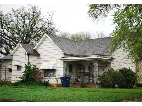 502 E Logan Ave, Guthrie, OK 73044 photo 1