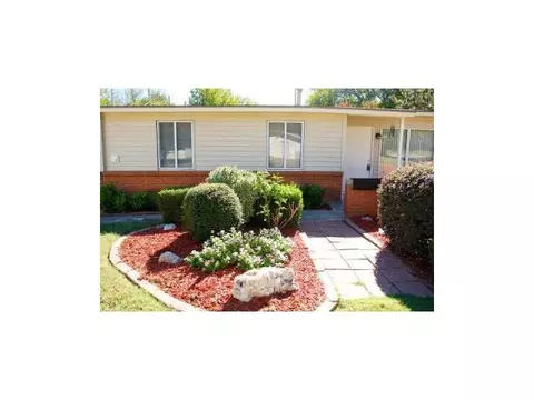 6404 NW 22nd St, Bethany, OK 73008 photo 2