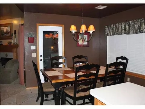 401 Amanda Dr, Yukon, OK 73099 photo 4