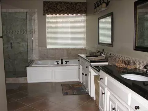 2800 Summit Dr, Edmond, OK 73034 photo 13