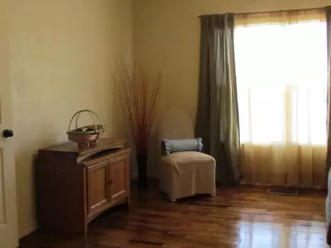 1002 E Perkins Ave, Guthrie, OK 73044 photo 3