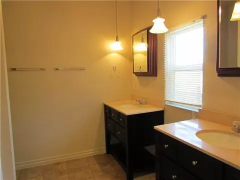 1002 E Perkins Ave, Guthrie, OK 73044 photo 9
