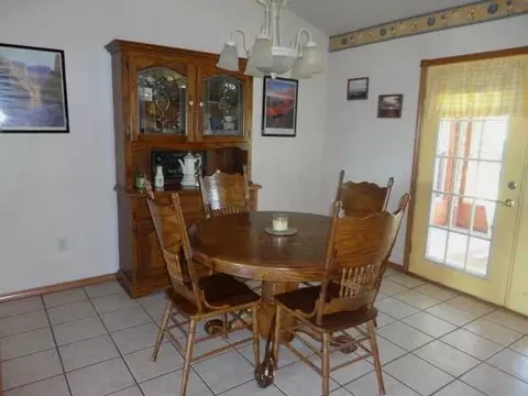 2702 Garden Rd, Tuttle, OK 73089 photo 4