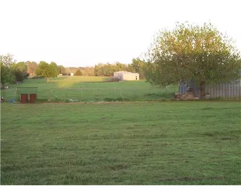 208 S Mustang Rd, Tuttle, OK 73089 photo 6
