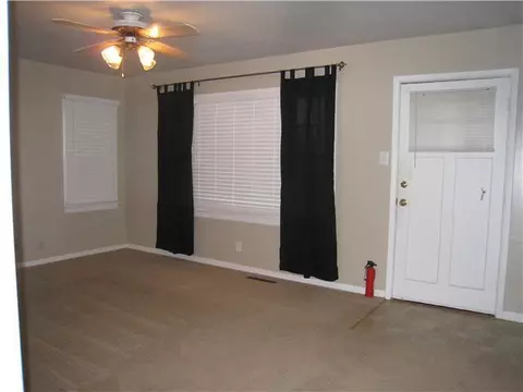 1009 Hillside Dr, Ada, OK 74820 photo 7