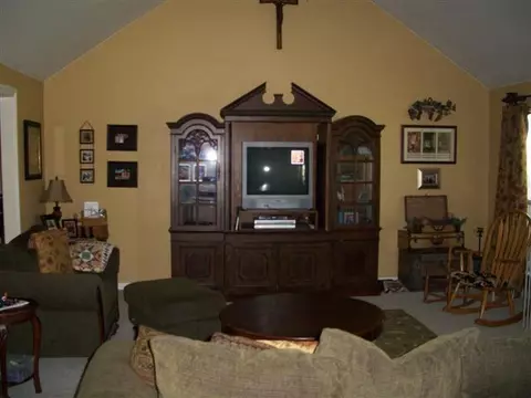 104087 S Homestead Dr, Mcloud, OK 74851 photo 3