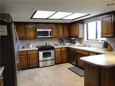 11612 Hackney Ln, Yukon, OK 73099 photo 6