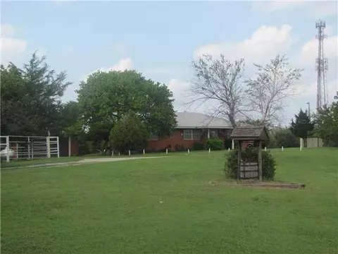 2700 E Seward Rd, Guthrie, OK 73044 photo 2