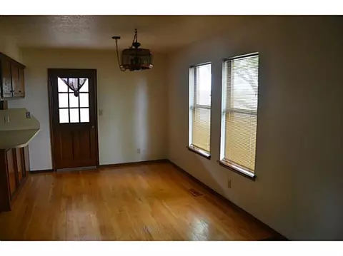 2123 Jackson Dr, Norman, OK 73071 photo 3