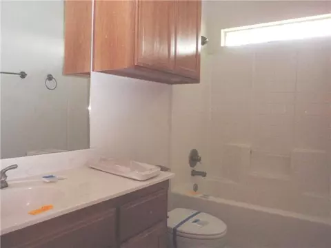 1128 Bridgeview Ln, Tuttle, OK 73089 photo 9