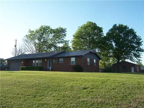 809 E Highland St, Tecumseh, OK 74873 photo 1