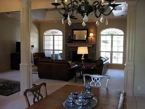 2305 Summit Dr, Edmond, OK 73034 photo 4